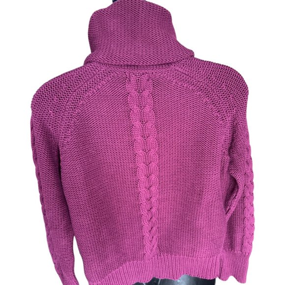 🌸4/$30🌸 Chunky Knit Cowl Neck Cardigan - Picture 4 of 10